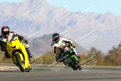 media/Jan-09-2022-SoCal Trackdays (Sun) [[2b1fec8404]]/Turn 14 (10am)/